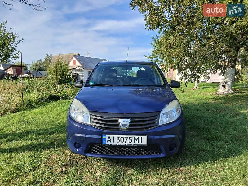 Хетчбек Dacia Sandero 2009 в Білій Церкві