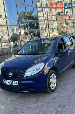 Хэтчбек Dacia Sandero 2009 в Ивано-Франковске