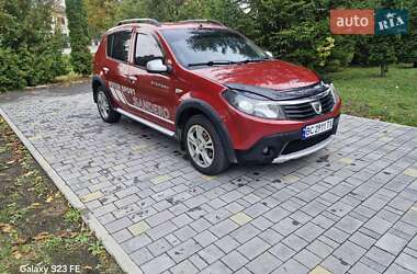 Хэтчбек Dacia Sandero 2012 в Тернополе