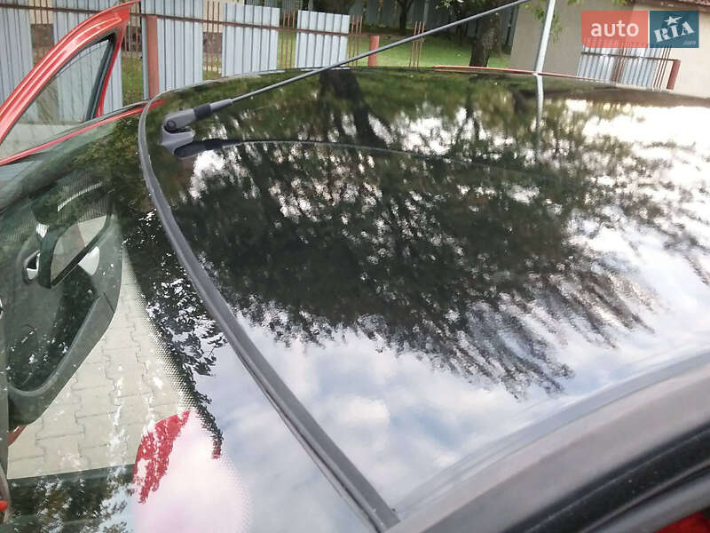 Хэтчбек Dacia Sandero 2009 в Ужгороде
