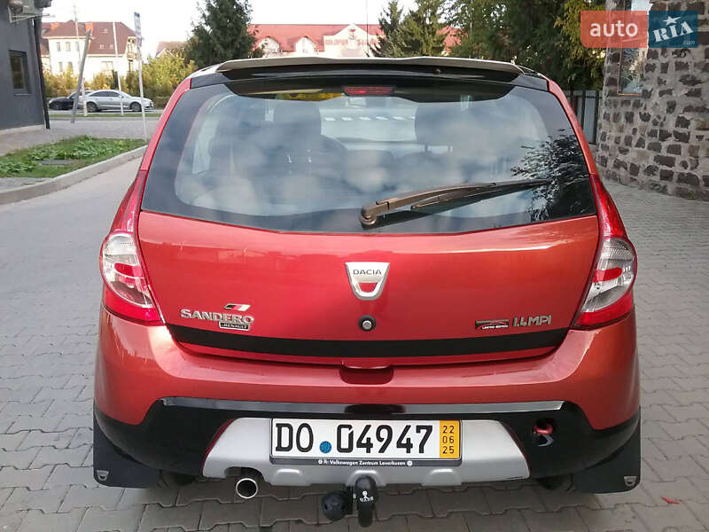 Хэтчбек Dacia Sandero 2009 в Ужгороде