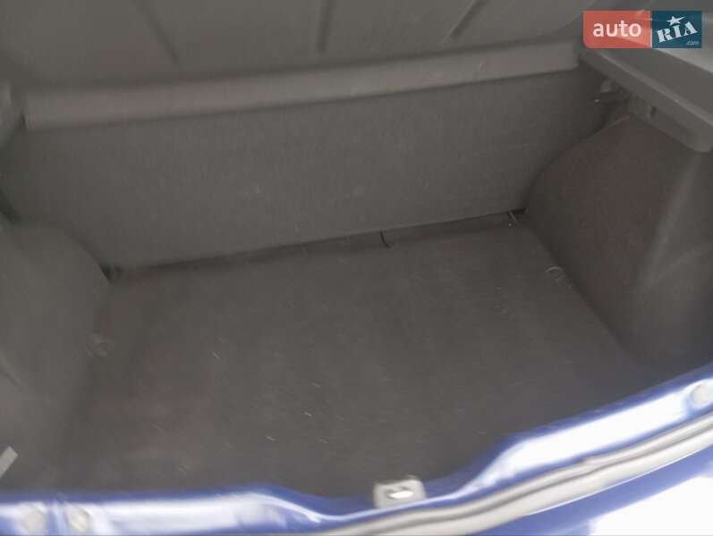 Хэтчбек Dacia Sandero 2009 в Калиновке