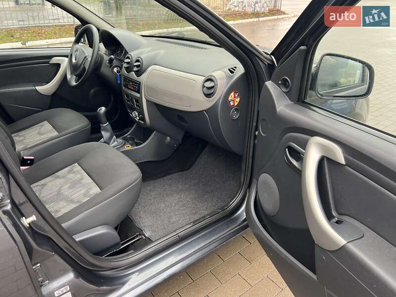 Хетчбек Dacia Sandero 2009 в Сумах фото 9 Хетчбек Dacia Sandero 2009 в Сумах
