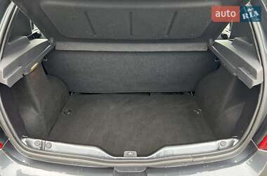 Хэтчбек Dacia Sandero 2009 в 