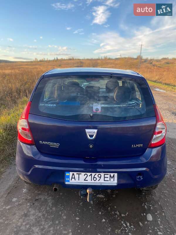 Хэтчбек Dacia Sandero 2009 в Ивано-Франковске фото 3 Хэтчбек Dacia Sandero 2009 в Ивано-Франковске