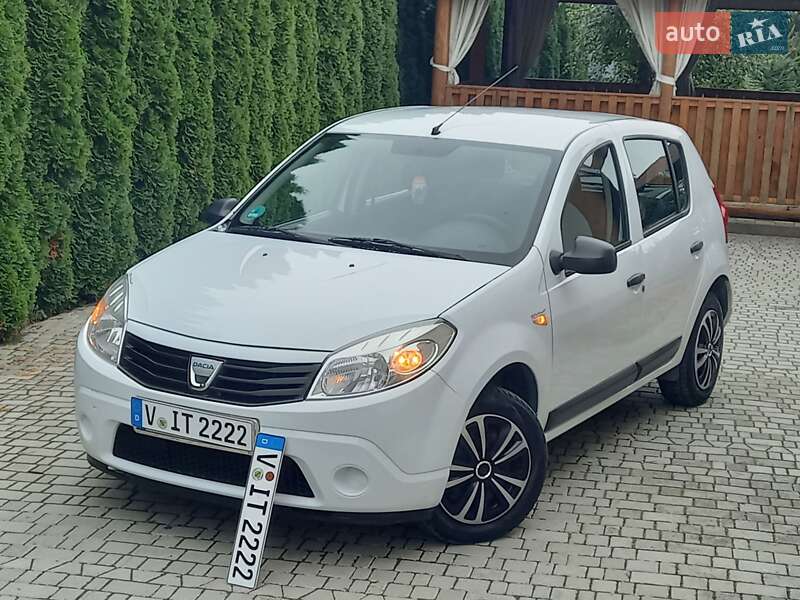 Хэтчбек Dacia Sandero 2009 в Самборе фото 12 Хэтчбек Dacia Sandero 2009 в Самборе