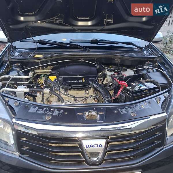 Хетчбек Dacia Sandero 2011 в Івано-Франківську