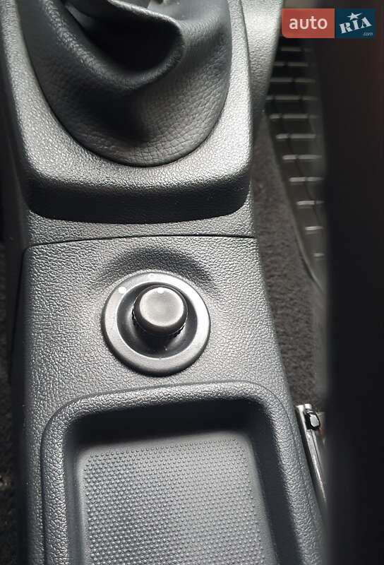 Хэтчбек Dacia Sandero 2009 в Львове фото 28 Хэтчбек Dacia Sandero 2009 в Львове