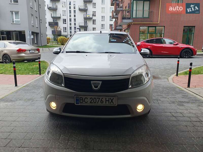 Хэтчбек Dacia Sandero 2009 в Львове фото 13 Хэтчбек Dacia Sandero 2009 в Львове