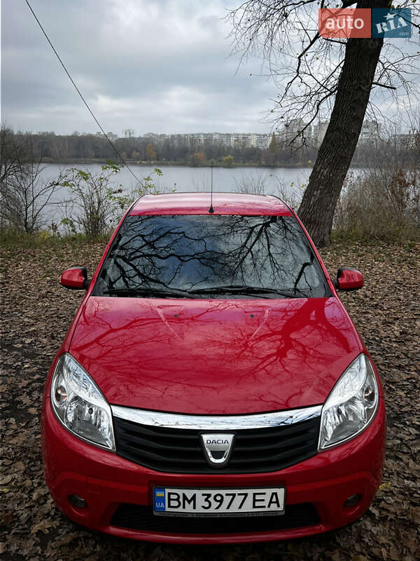 Хэтчбек Dacia Sandero 2009 в Сумах фото Хэтчбек Dacia Sandero 2009 в Сумах