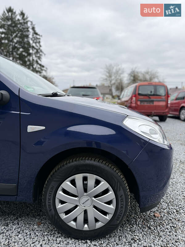 Хетчбек Dacia Sandero 2009 в Луцьку фото 41 Хетчбек Dacia Sandero 2009 в Луцьку
