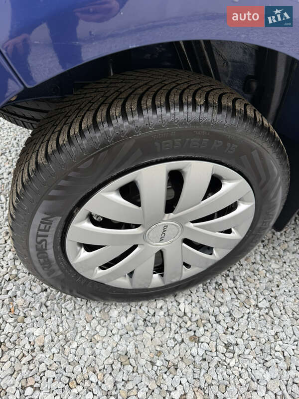 Хетчбек Dacia Sandero 2009 в Луцьку фото 46 Хетчбек Dacia Sandero 2009 в Луцьку