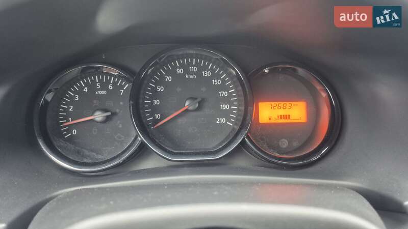 Хэтчбек Dacia Sandero 2013 в Сумах