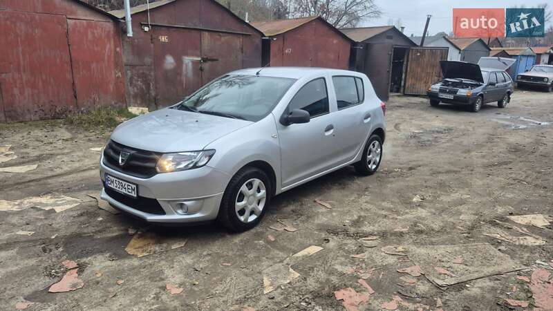 Хэтчбек Dacia Sandero 2013 в Сумах
