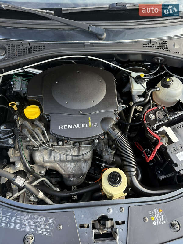 Хэтчбек Dacia Sandero 2009 в Луцке фото 77 Хэтчбек Dacia Sandero 2009 в Луцке