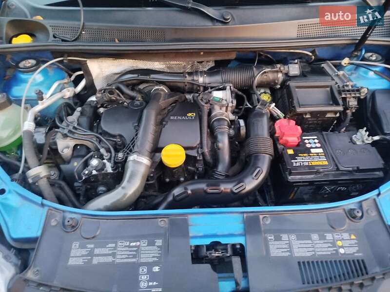 Хэтчбек Dacia Sandero 2013 в Смеле фото 14 Хэтчбек Dacia Sandero 2013 в Смеле