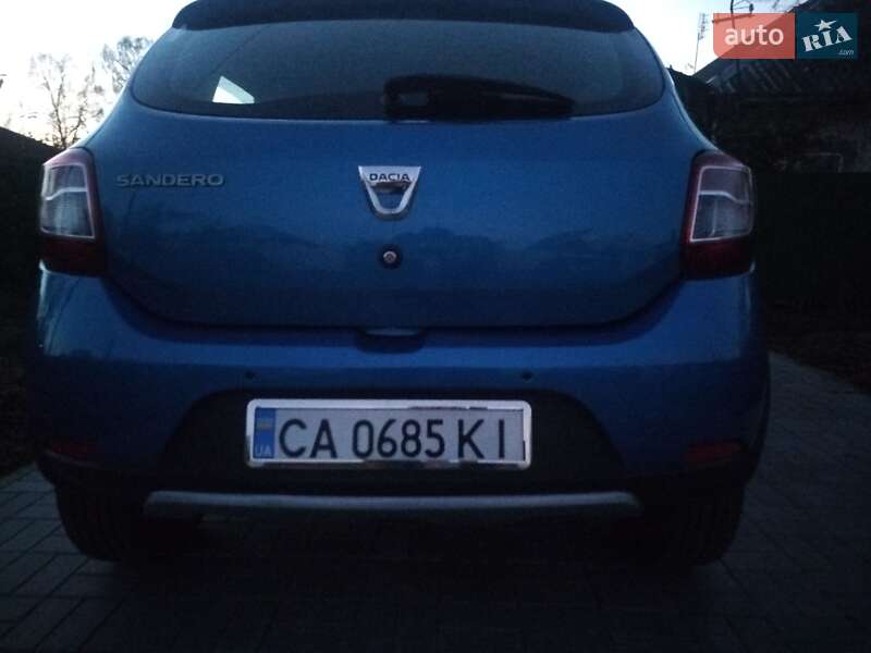 Хэтчбек Dacia Sandero 2013 в Смеле фото 22 Хэтчбек Dacia Sandero 2013 в Смеле
