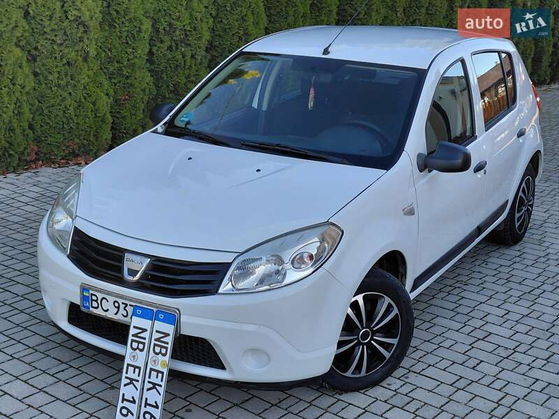 Хэтчбек Dacia Sandero 2010 в Самборе фото 7 Хэтчбек Dacia Sandero 2010 в Самборе