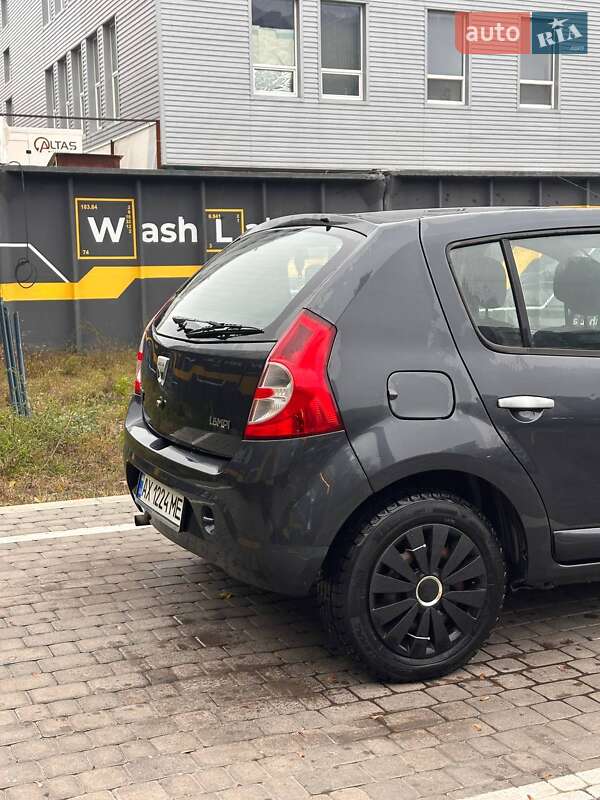 Хэтчбек Dacia Sandero 2009 в Харькове фото 5 Хэтчбек Dacia Sandero 2009 в Харькове