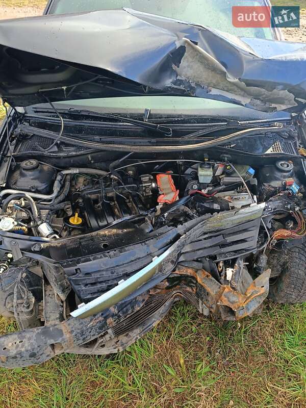 Хэтчбек Dacia Sandero 2009 в Ровно