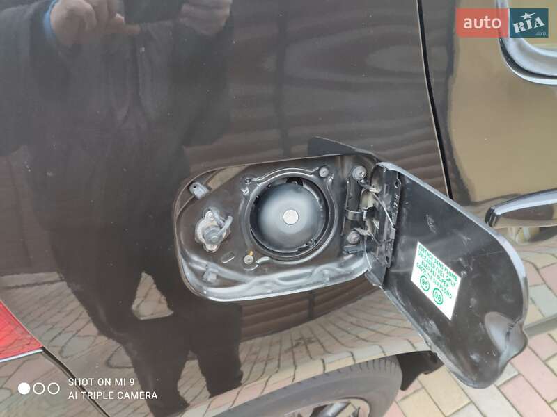 Хэтчбек Dacia Sandero 2012 в Немирове