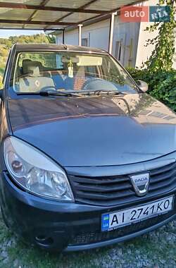 Хэтчбек Dacia Sandero 2009 в Сквире