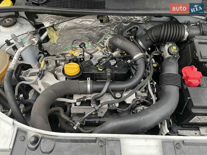 Хетчбек Dacia Sandero 2020 в Львові