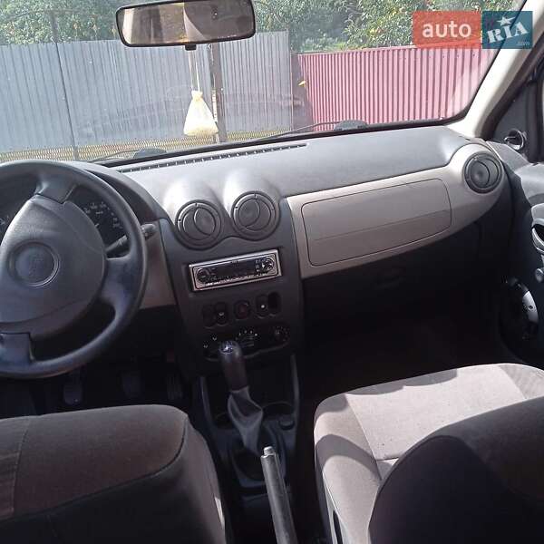 Хетчбек Dacia Sandero 2009 в Білій Церкві