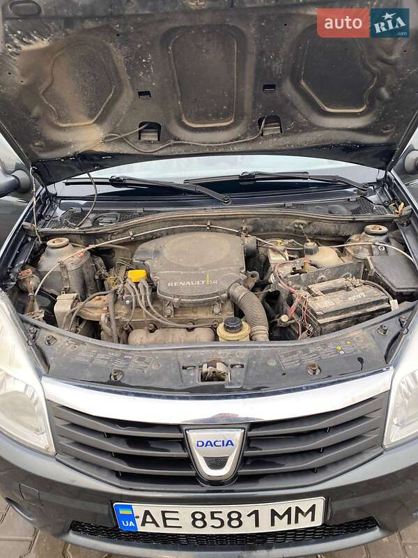 Хетчбек Dacia Sandero 2010 в Софіївці фото 29 Хетчбек Dacia Sandero 2010 в Софіївці