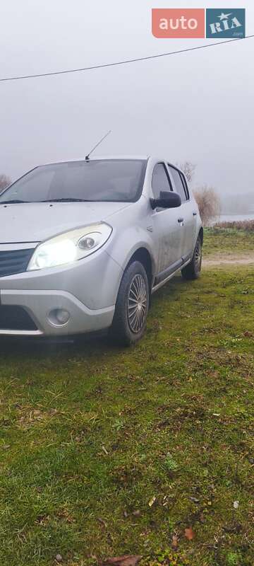 Хэтчбек Dacia Sandero 2009 в Харькове фото 5 Хэтчбек Dacia Sandero 2009 в Харькове