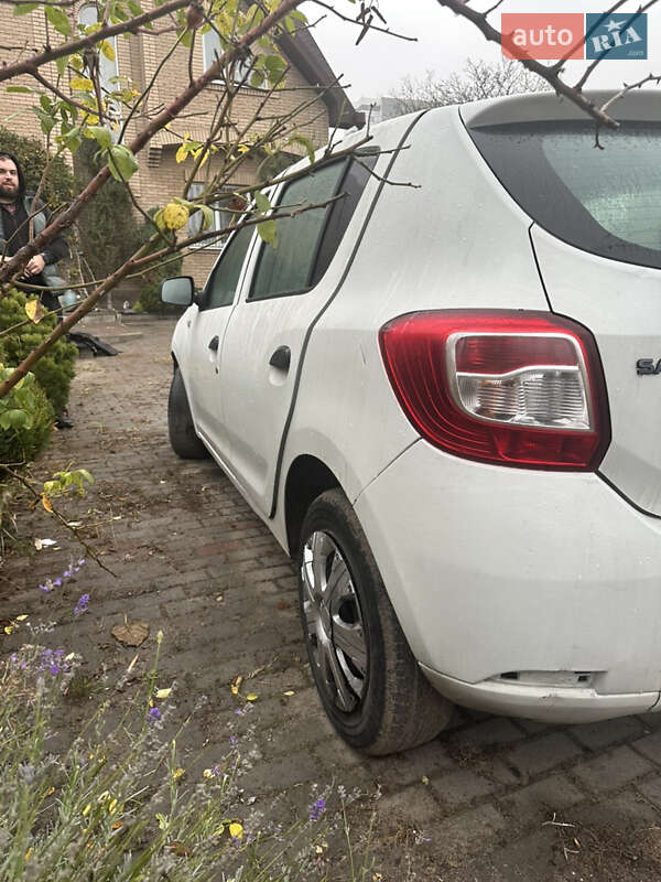 Хетчбек Dacia Sandero 2013 в Дніпрі фото 6 Хетчбек Dacia Sandero 2013 в Дніпрі
