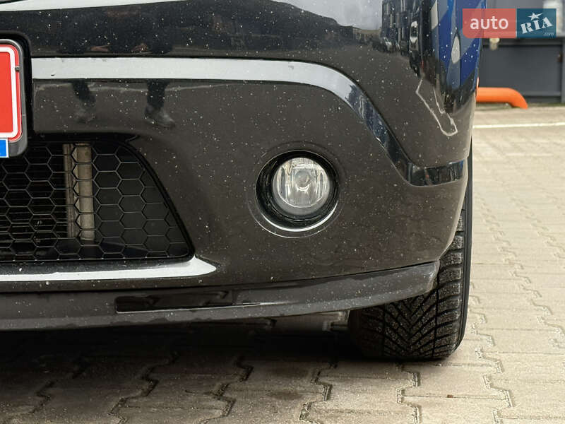 Хэтчбек Dacia Sandero 2011 в Ровно