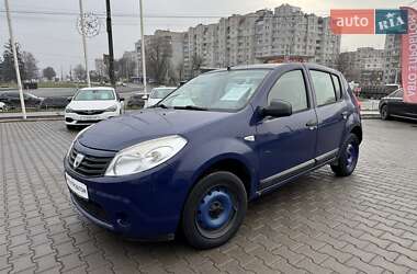 Хэтчбек Dacia Sandero 2009 в Хмельницком