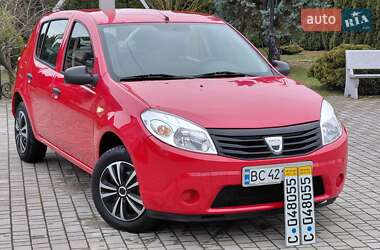 Хетчбек Dacia Sandero 2009 в Самборі
