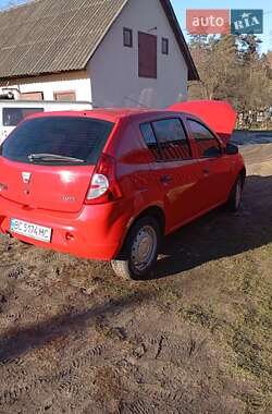 Хэтчбек Dacia Sandero 2009 в Львове