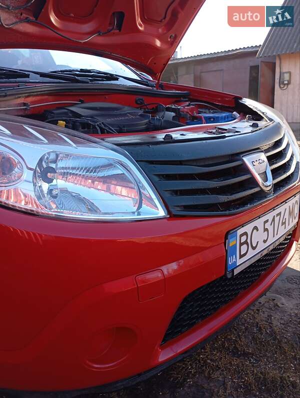 Хэтчбек Dacia Sandero 2009 в Львове