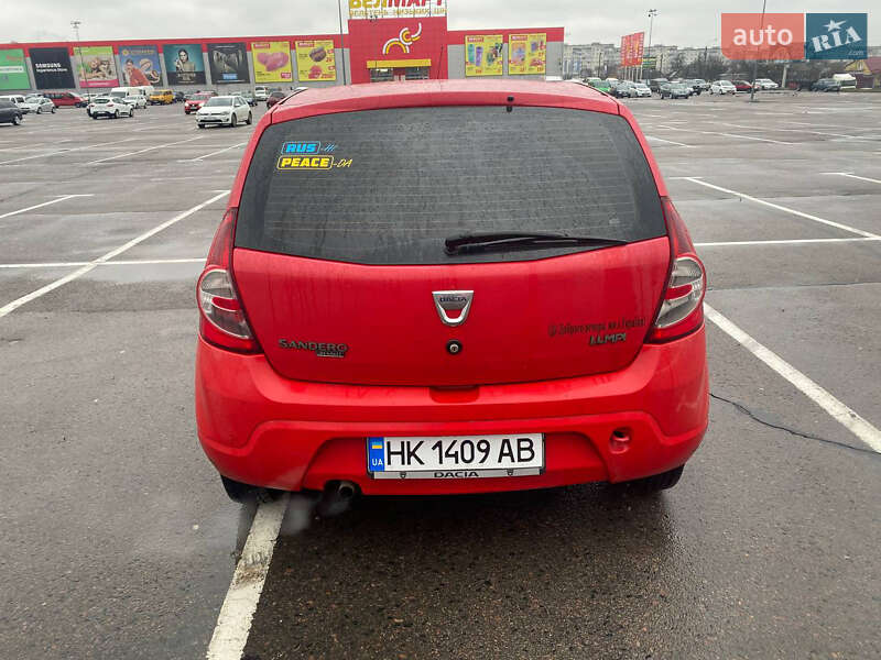 Хетчбек Dacia Sandero 2010 в Дубні