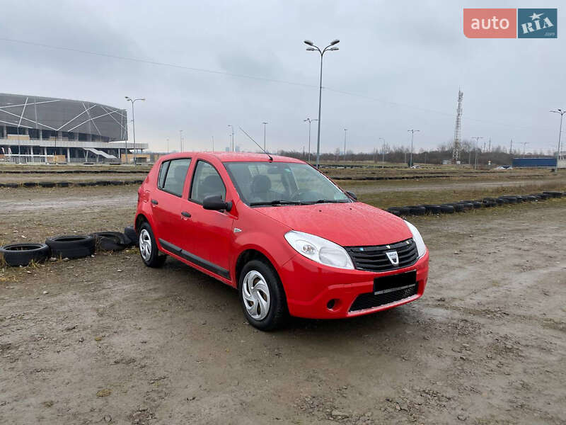 Dacia Sandero 2012