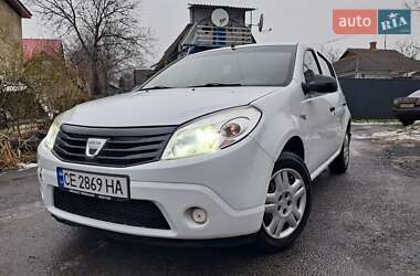 Хетчбек Dacia Sandero 2008 в Могилів-Подільському