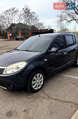 Хетчбек Dacia Sandero 2010 в Олександрії