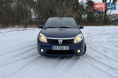 Хетчбек Dacia Sandero 2008 в Шепетівці