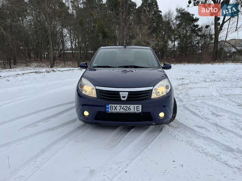 Dacia Sandero 2008