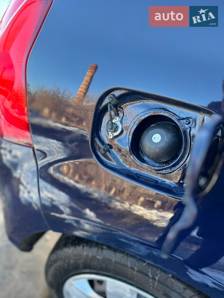 Хэтчбек Dacia Sandero 2012 в Хороле