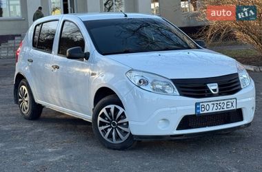 Хетчбек Dacia Sandero 2009 в Кременці
