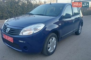 Хэтчбек Dacia Sandero 2009 в Александрие