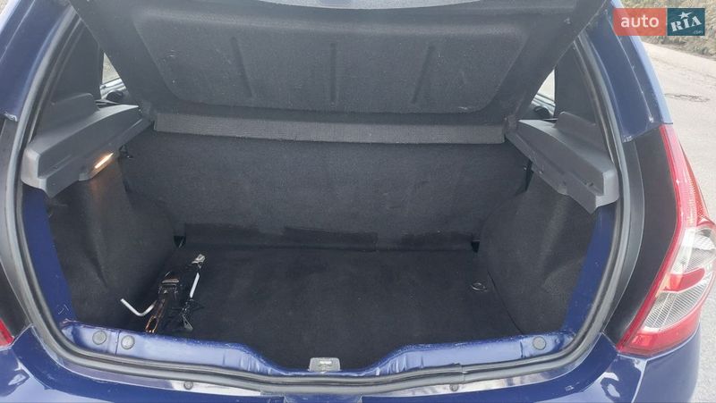 Хэтчбек Dacia Sandero 2009 в Александрие