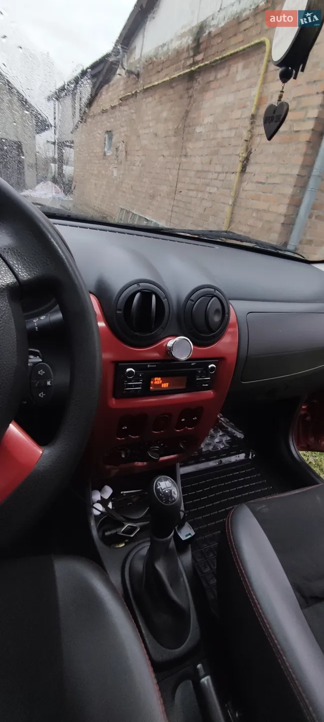 2012 Dacia Sandero - мініатюра 3