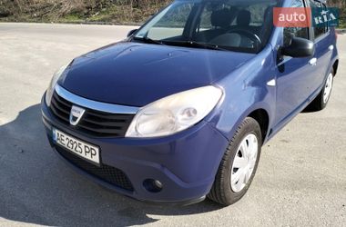 Хетчбек Dacia Sandero 2009 в Дніпрі