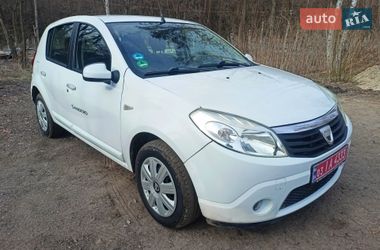 Хетчбек Dacia Sandero 2008 в Чернігові