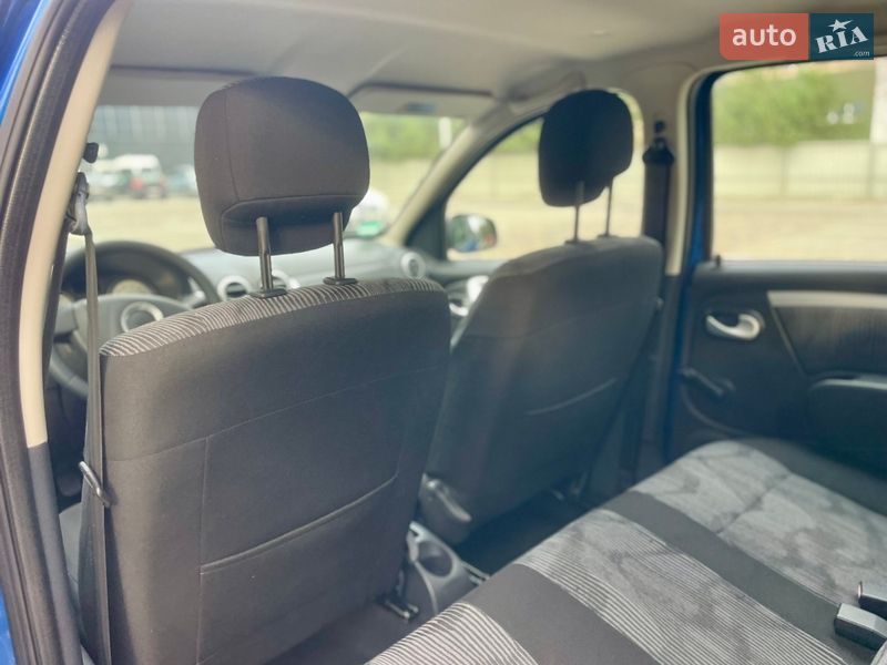 Хэтчбек Dacia Sandero 2010 в Луцке